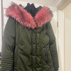Noize Vegan Olive Winter Coat w/Pink fur hood | $60 | Size Large